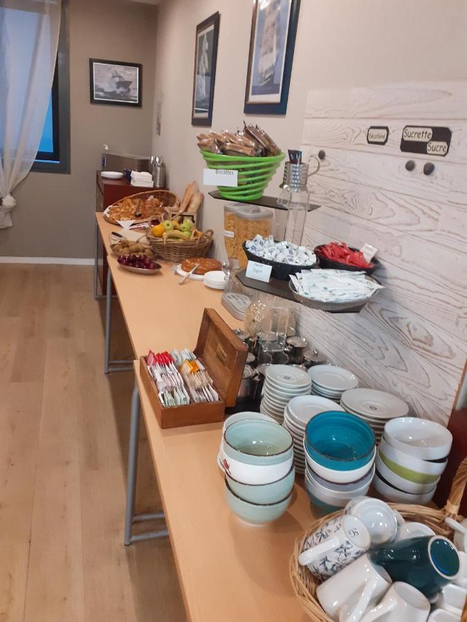 לה רושל Hotel Les Gens De Mer La Rochelle מראה חיצוני תמונה