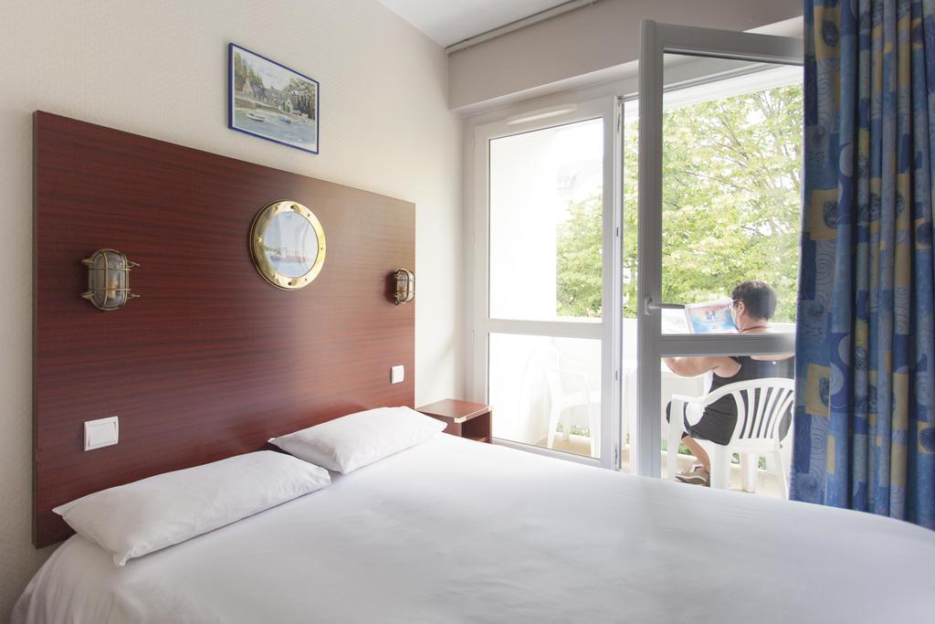 לה רושל Hotel Les Gens De Mer La Rochelle מראה חיצוני תמונה